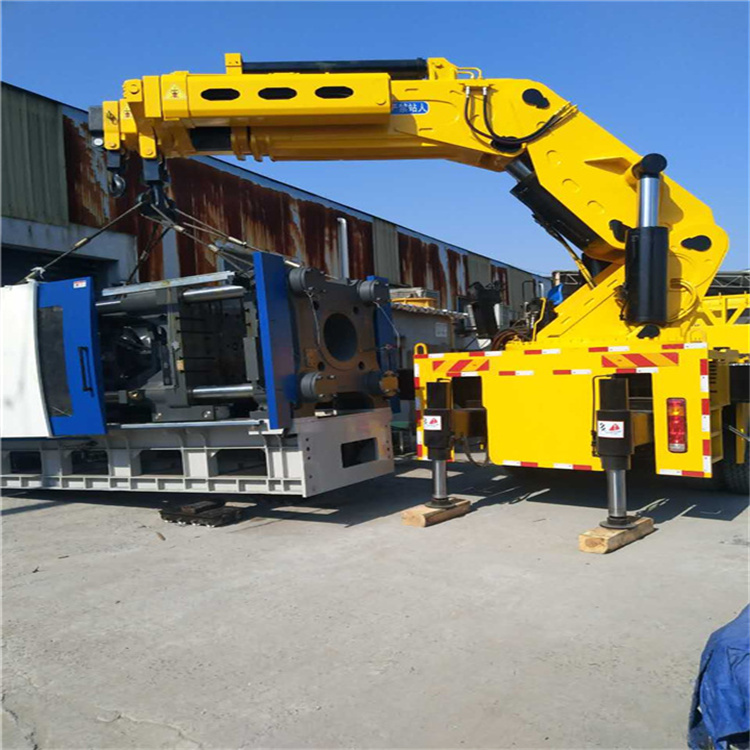 平山县 大吨位折臂吊出租费用解析：一小时租赁多少钱