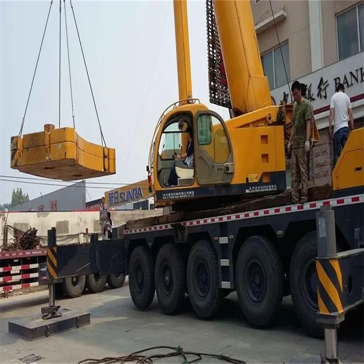 平山县当地吊车出租|机器吊装|75吨|工厂搬迁服务